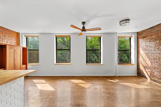 Foto del edificio - 170 Norfolk St