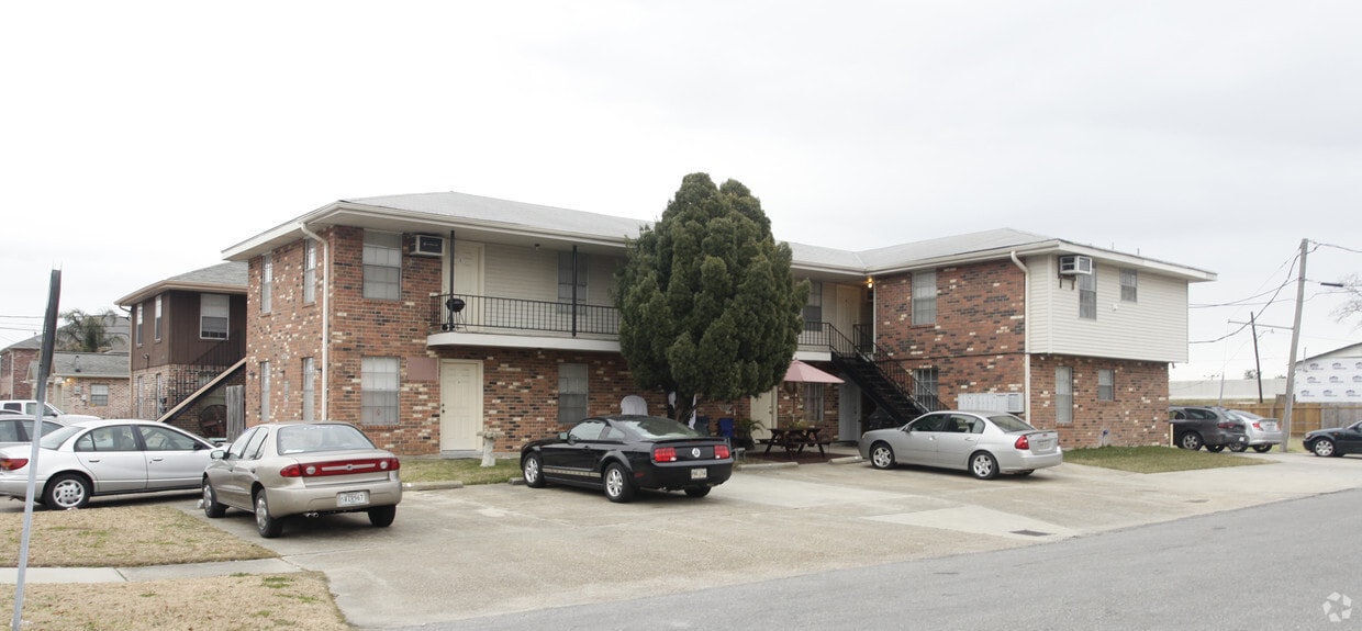 1601 Lake Ave, Metairie, LA 70005 Apartments in Metairie, LA