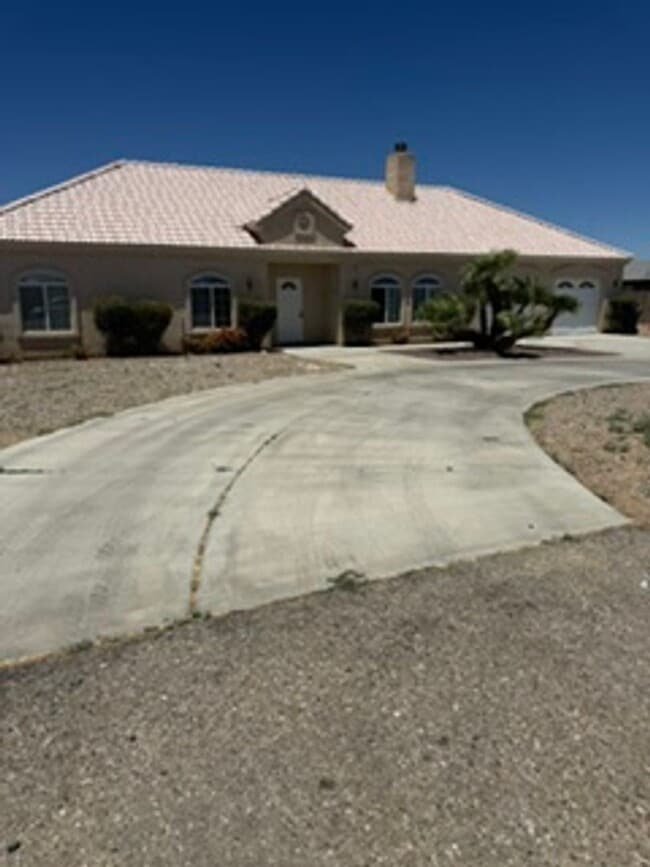 Building Photo - 10756 Kiowa Rd