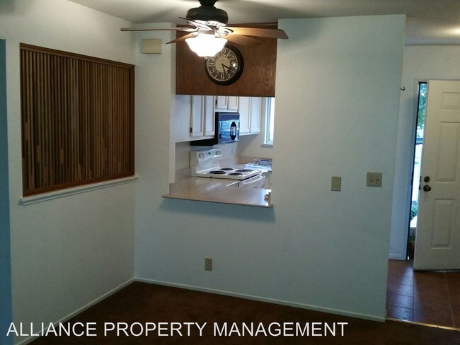 Building Photo - 774 Santa Alicia Dr