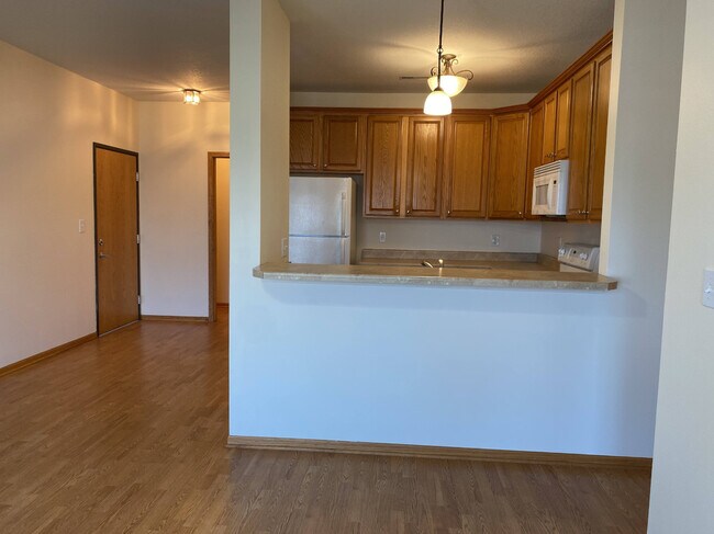 Building Photo - 2329 Bristol Dr