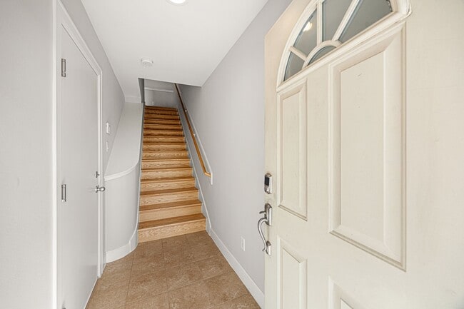 Foto del edificio - 7650 Springhill St