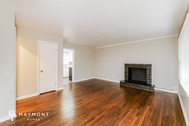 Building Photo - Cute 4 Bedroom Home in Kansas City