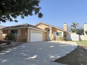 Building Photo - 9962 Palo Alto St