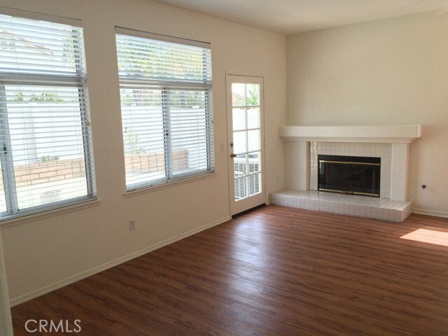 Building Photo - 2196 Rancho Hills Dr