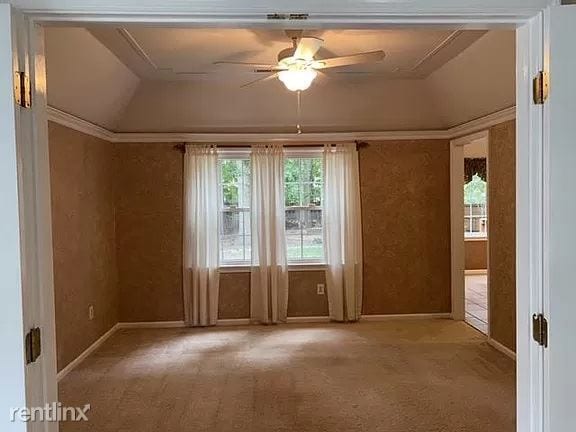 Building Photo - 4 br, 2.5 bath House - 300 Peachtree Ln