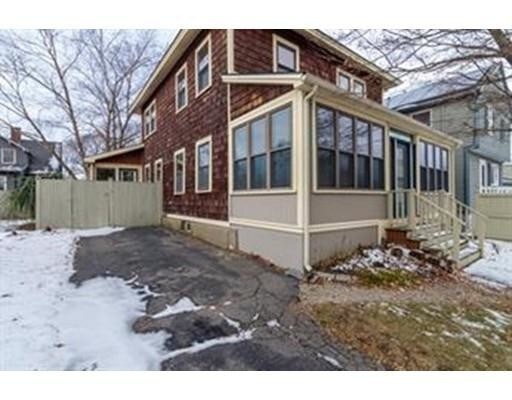 Building Photo - 16 Bicknell Rd