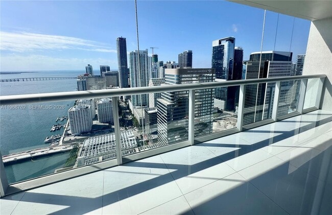 Foto del edificio - 495 Brickell Ave