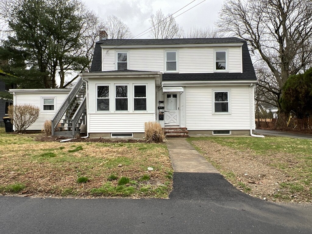 Primary Photo - 29 Newton Pl