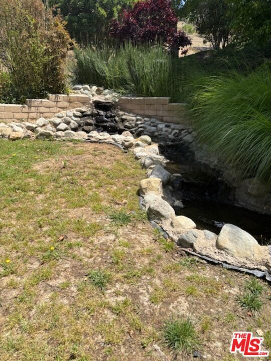 Foto del edificio - 1644 Palisades Dr