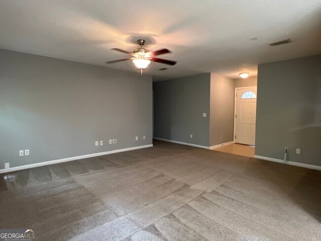 Building Photo - 118 Creekwood Cir