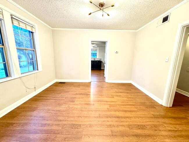 Foto del edificio - 2702 23rd St