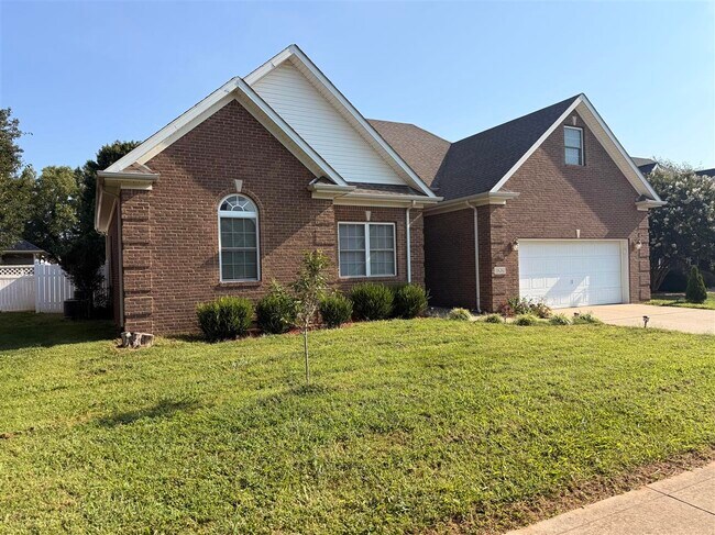 Building Photo - 1826 Bellshire Way