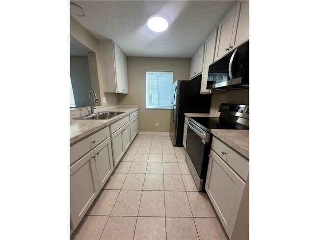 Foto del edificio - 8511 Cardiff Ln