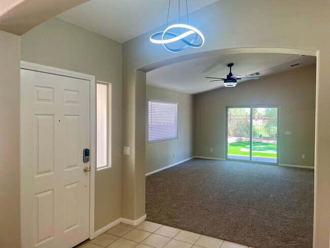 Building Photo - BEAUTIFUL SINGLE STORY HOME IN GATED COMMUNITY OF STALLION MOUNTAIN