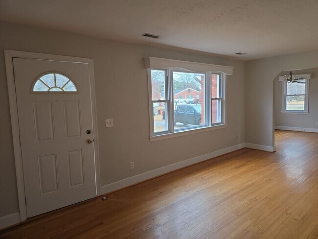 Building Photo - Fairview Estates