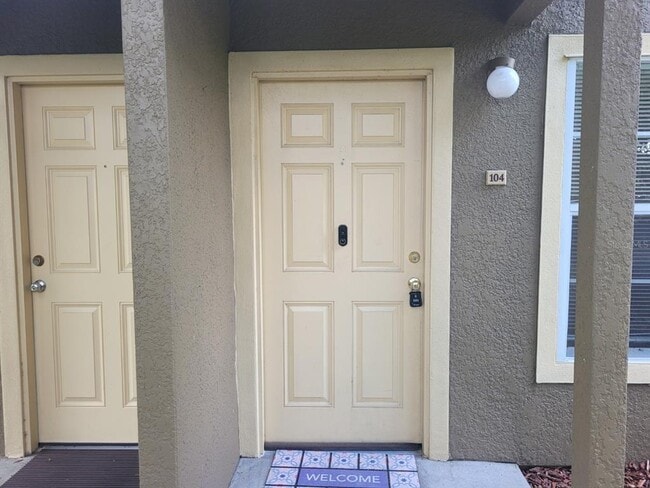 Building Photo - 36101 Deer Creek Dr