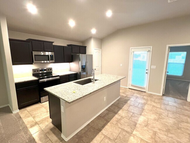 Building Photo - **BEAUTIFUL WINDSTONE AT UPLAND HOME**
