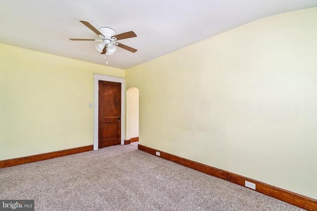Building Photo - 2516 East Strathmore Avenue, Unit 2