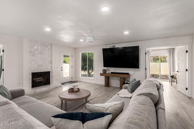 Foto del edificio - 26007 S Cedarcrest Dr