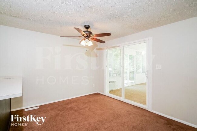 Building Photo - 3415 Alpine Pl