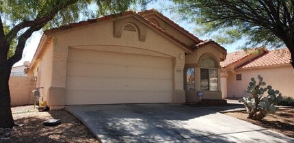 Building Photo - 8980 E Marci Lynne Way