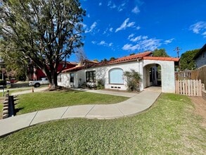 Building Photo - 9956 San Juan St