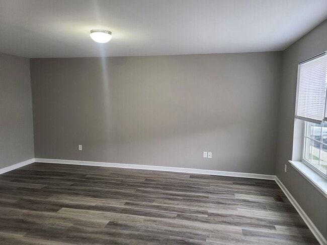 Building Photo - 3 Bedroom 2 1/2 bath Townhome for Rent in Waynesboro