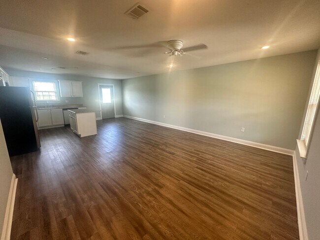 Foto del edificio - 2 Bedroom 1 Bath  Duplex in Hahira