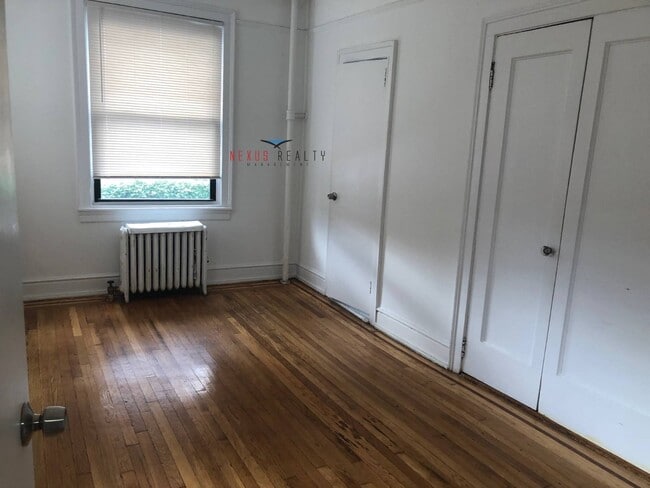 Building Photo - 37-58-58 86th St