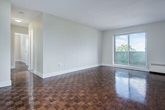 Building Photo - 1315 Silver Spear Road