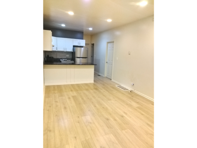 Foto del edificio - 11532 S Yale Ave