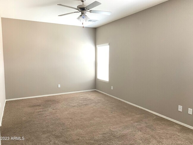 Foto del edificio - 7236 N 77th Dr