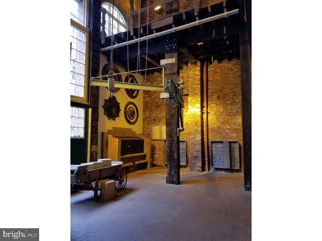 Foto del edificio - 130 N Bread St