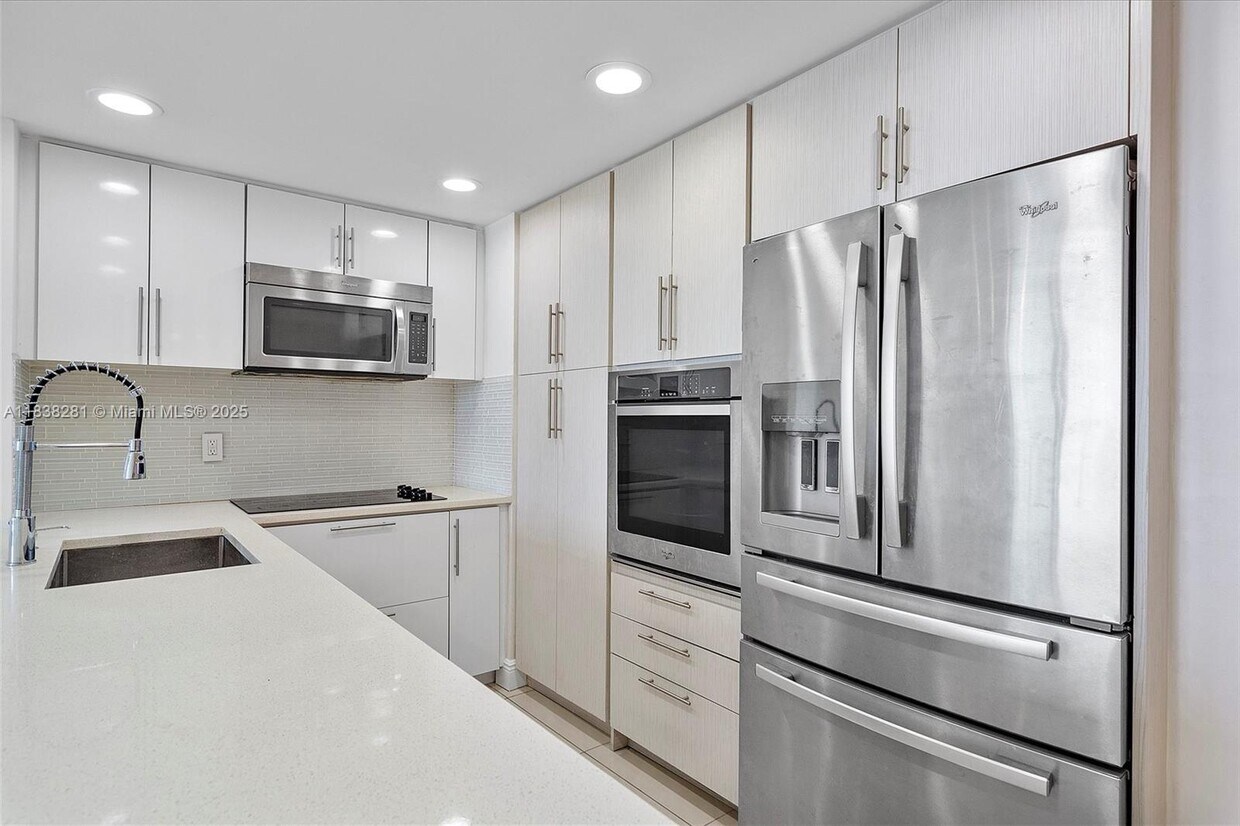 Foto principal - 1250 S Miami Ave