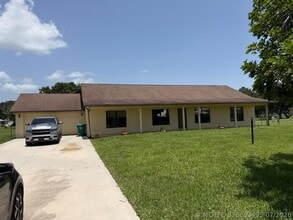 Building Photo - 8451 SW 14th Ln