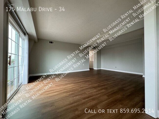 Foto del edificio - Newly Renovated 2 bed 1 bath home!