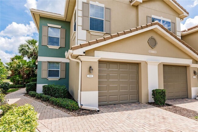 Building Photo - 3100 Cottonwood Bend