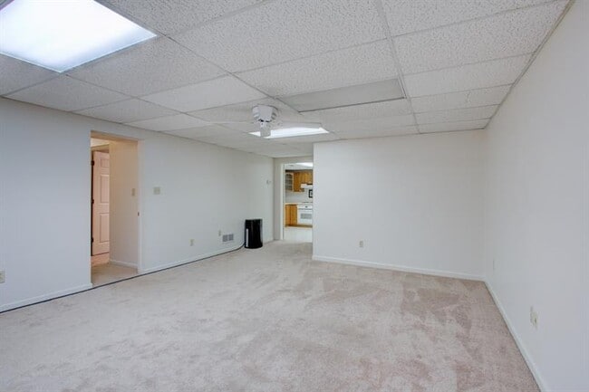 Building Photo - 4010 W Cooper Lake Dr SE