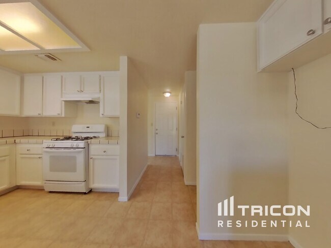 Foto del edificio - 217 Sunhaven Dr