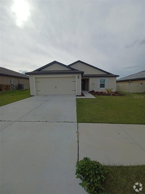 The Ridge at Swan Lake Apartments for Rent with Parking Dundee, FL