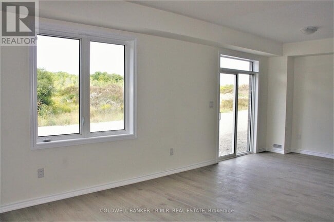 Building Photo - 6 Hillcroft Wy