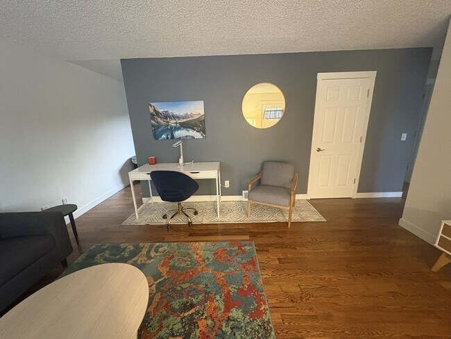 Building Photo - 2BD, 1BA Apartment for Lease in Lafayette