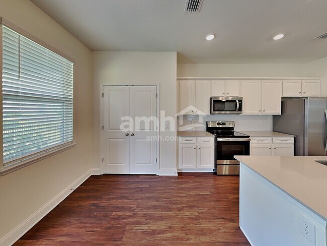 Foto del edificio - 2503 Sunrise Ct