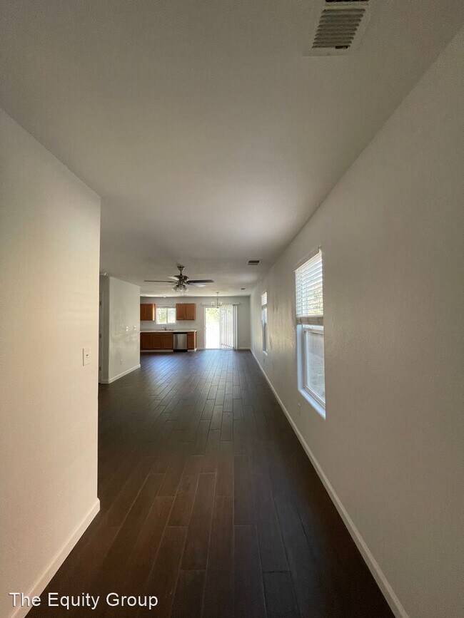 Building Photo - 3 br, 2 bath House - 123 South Sol Street
