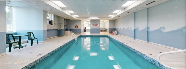 Building Photo - 1180 Commissioners Rd W