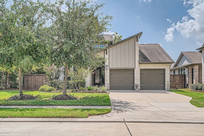 Building Photo - 13224 N Salmon River Cir