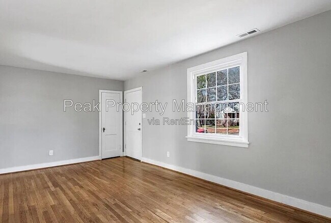 Foto del edificio - 6903 Everview Rd