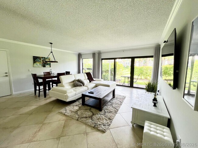 Building Photo - 11863 Wimbledon Cir