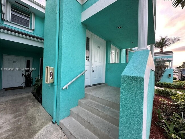 Building Photo - 2636 SE 20th Ct